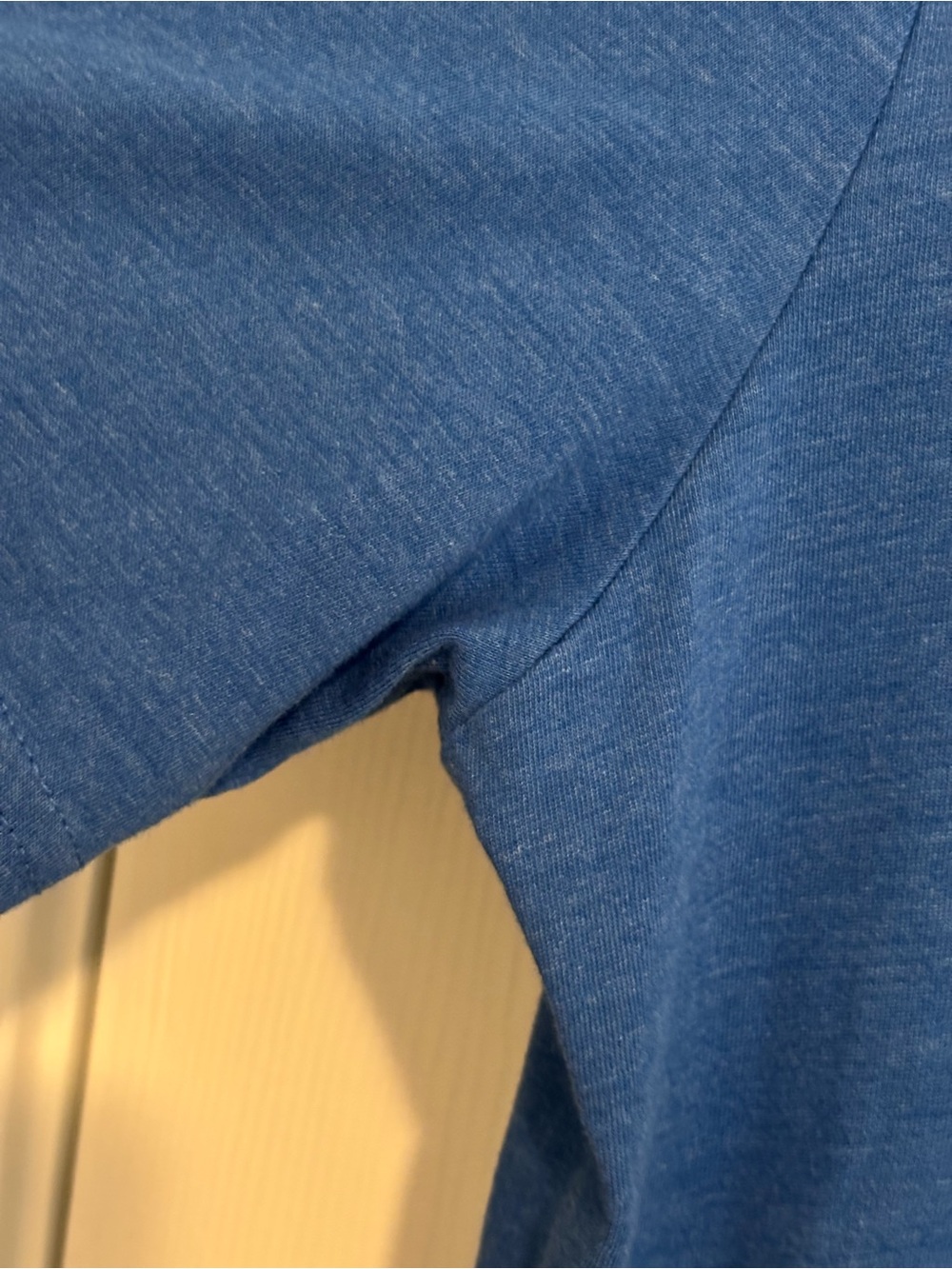 Large Banana Republic Men's Eco Premium Wash T-Shirt Blue V-Neck Tee - Picture 6 of 7